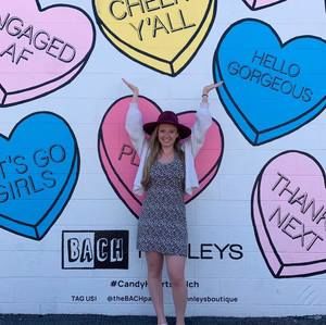 Meet your Posher, Emily